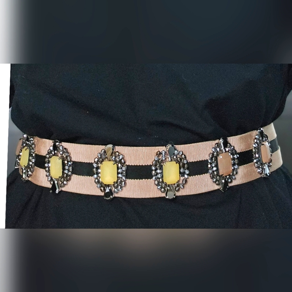 Hoss  Rhinestones Belt. Size S